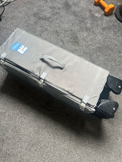Baby Travel Cot / Play Pen