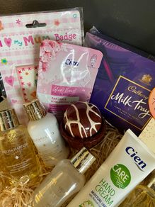Mothers/Birthday Hampers