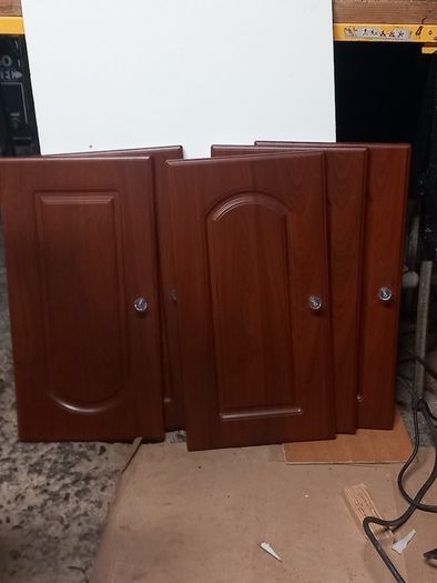 Press door handles And 5 small press doors