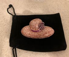 Vintage Signed Liz Claiborne Brooch 1985