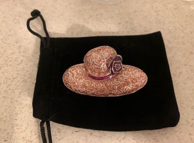 Vintage Signed Liz Claiborne Brooch