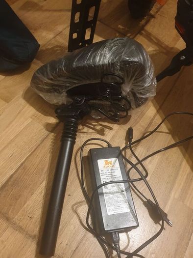 E Scooter Kukirin 2025 G2 Max With Warranty Only 600 Kls All Extras Basically Brand New.