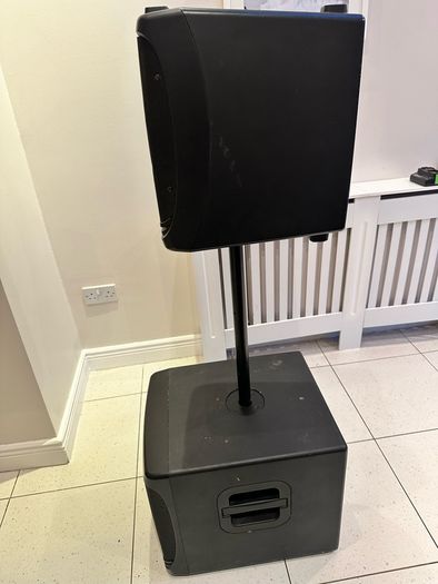 Mackie DLM 12S & DLM12