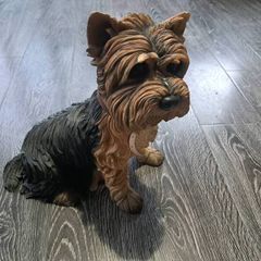Yorkshire Terrier statue Dogs Studio 2001