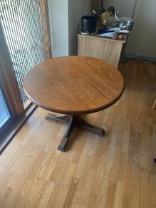 Kitchen table- round