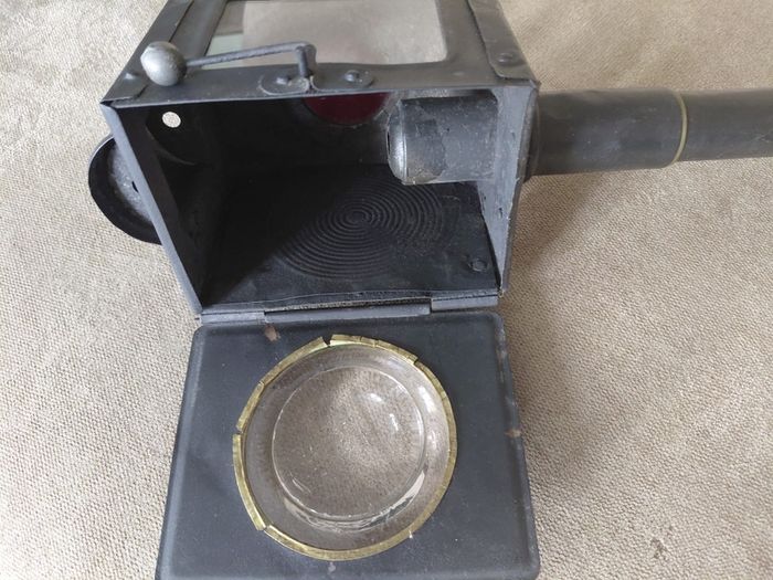 vintage horse carriage lamp