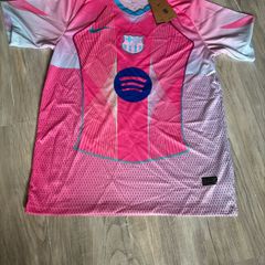 Barcelona pink jersey