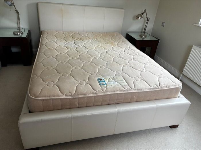 Double Bed