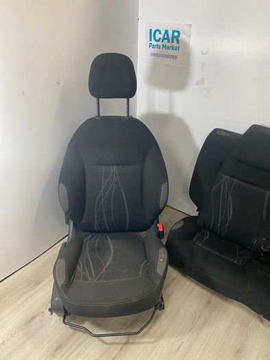 2014 Peugeot 208 Seats Set