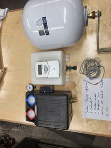 Joule solar pump station with pressure vessel and controller