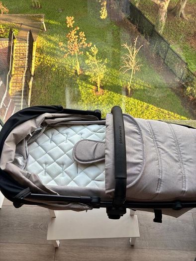 Panorama XTi by Babylo 2-in-1 Travel System with EnfaSafe i-Size R129 Car Seat Leaf