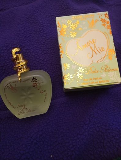 Amore Milo perfume