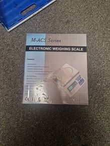 electronic weighing scales