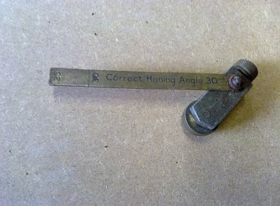 Old honing guide for plane blades Old woodworking tool