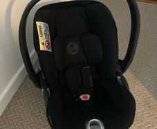 cybex carseat with Isofix base