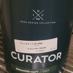 Curator paint fallow deer