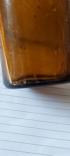 O Connor's kanturk 1/2 pint vintage bottle,,bottle seems to have a defect,around bottom of bottle, holds water no leeks,see pictures,sold as is ,lovely display advertising bottle, collectors items, buyer collects or pays postage thank you,