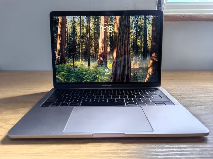 Apple Macbook Pro 2018 13 Inch 16GB A1989