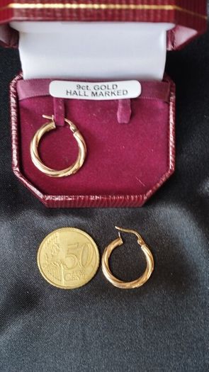 9ct gold hoop earrings