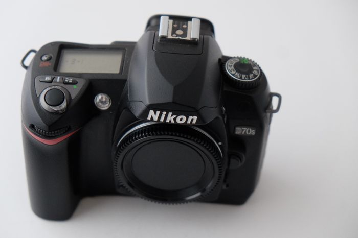 Nikon D70s mint condition with low shutter count