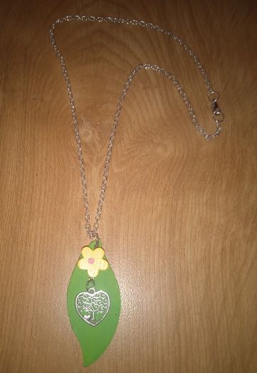Nature pendant