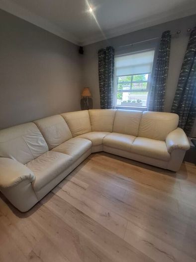 leather corner sofa