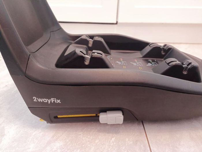Maxi-Cosi 2wayFix ISOFIX Base (i-Size)