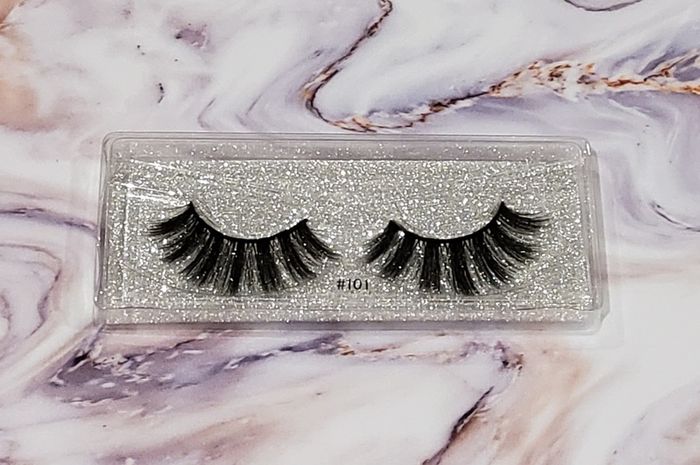 Eyelashes - New