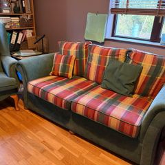 Comfortable 3 piece suite