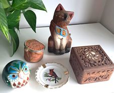 PRICE DROP..  Lot of random ornaments
