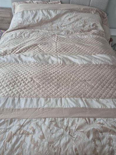 bed king