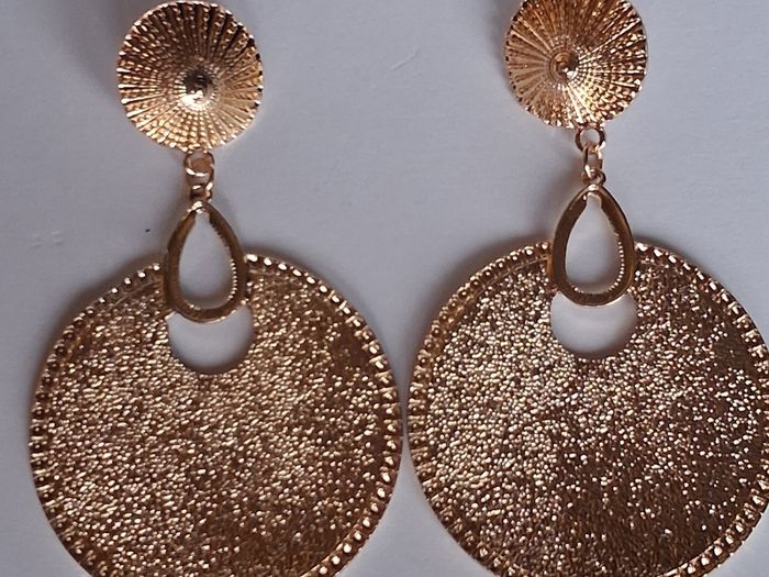 Gold Sunburst Hammered Round Disc Drop Earrings