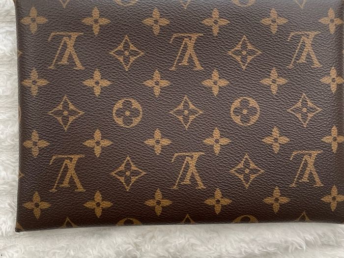 Louis Vuitton Kirigami Large Pouch, brand new never used