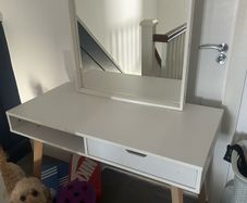 make up table and mirror