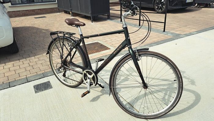 Raleigh Pioneer Grand Tour Hybrid Bike in Green