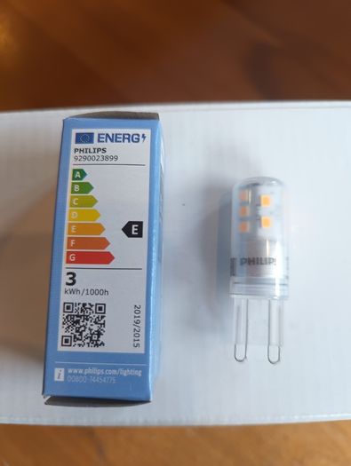 Philips LED capsule bulb