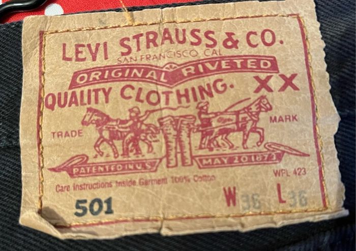 Men's Vintage Levi jeans In black