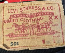 Men's Vintage Levi jeans In black