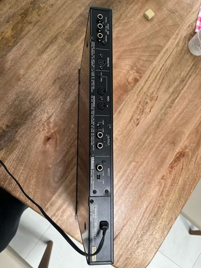Yamaha SPX 900