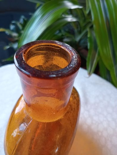 Set of 3 Antique Amber Glass Bottles - OXO 16oz & Bovril 2oz & 1/2oz. c.1900-1930. Excellent Antique Condition