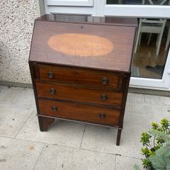 writing desk