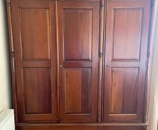 XL Wardrobe