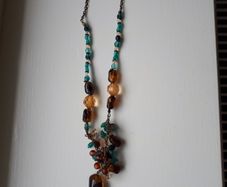 Necklace and bracelet set