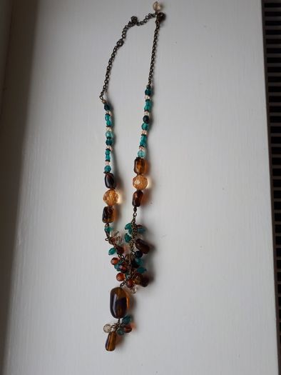 Necklace and bracelet set