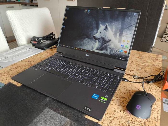 Gaming Laptop Hp Victus i5 13420H 8/12 RTX4050 6GB 16gb DDR4 3200mhz 512GB NVMe PCIE 4.0 15.6" 1080p 144hz Ips 250nits Win11 RGB