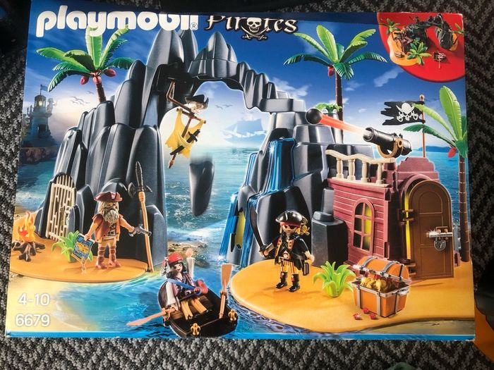 Playmobil Pirate Island