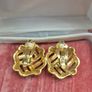 Vintage Gold Tone Earrings Image 3
