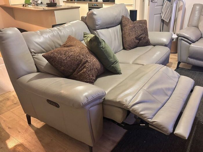Fully reclining 3 seater and single seater - OBO
