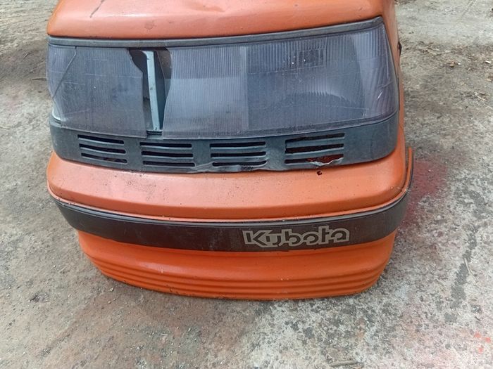 Two Kubota bonnets x 2