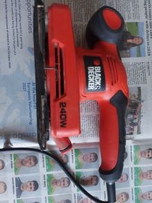 Black & Decker Sander, Model KA320E, working great and in Excellent condition